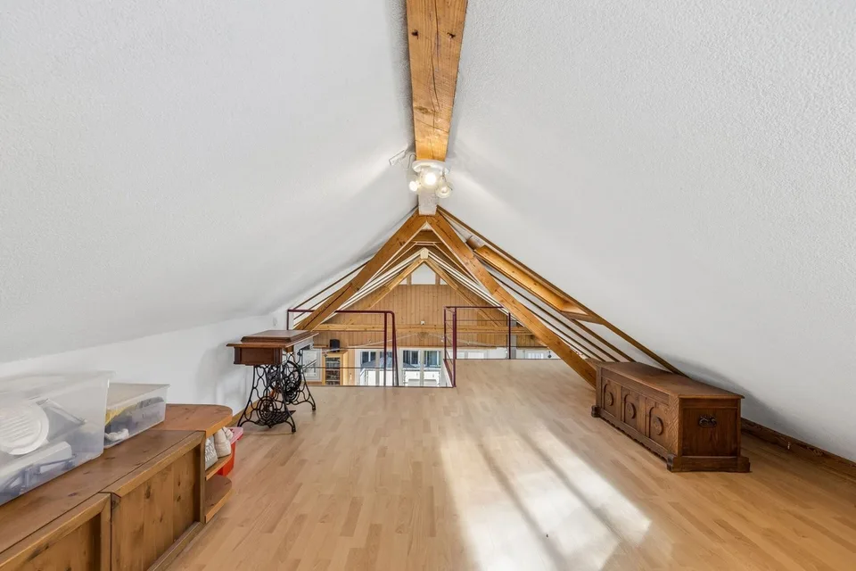Charmante 5.5-Zimmer-Maisonettewohnung in Meikirch – Foto 7 von 13