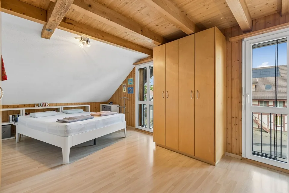 Charmante 5.5-Zimmer-Maisonettewohnung in Meikirch – Foto 9 von 13