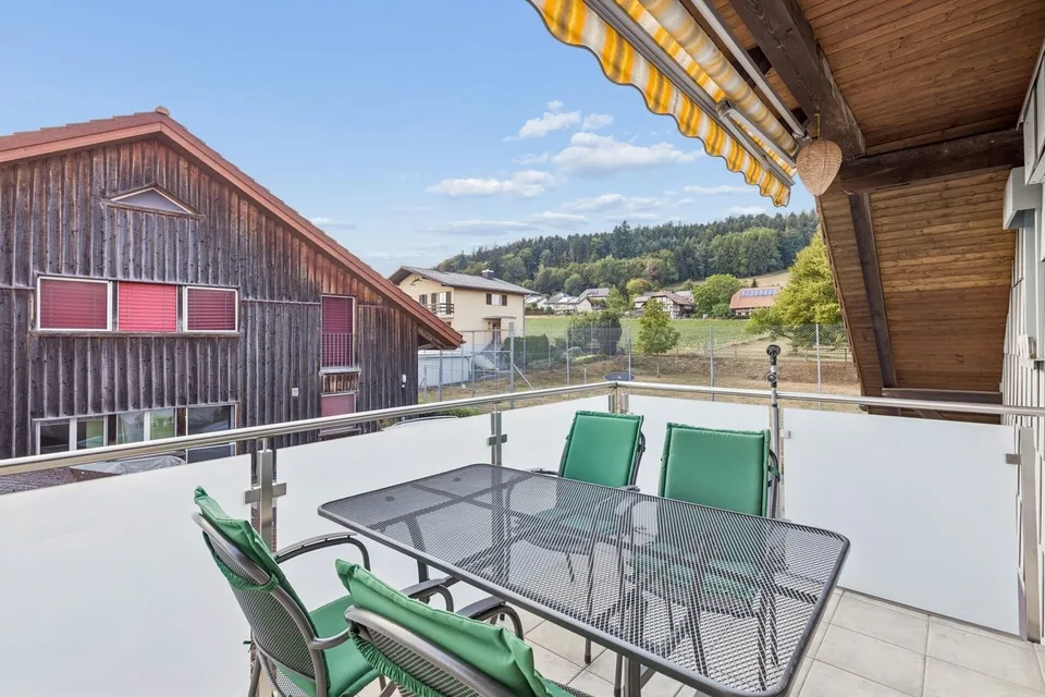 Charmante 5.5-Zimmer-Maisonettewohnung in Meikirch – Foto 6 von 13