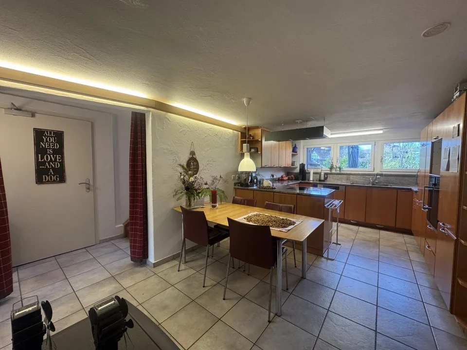 Voll möbliertes Zimmer im Bauernhaus in Bachs ZH Ab sofort | CHF 1’400.– pro Monat | 8164 Bachs