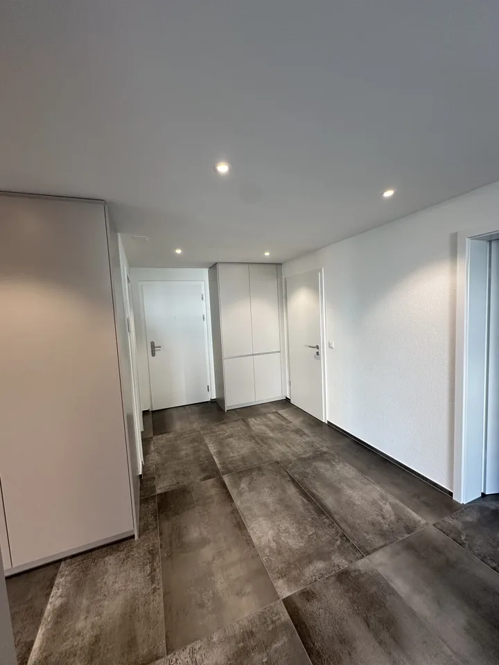 Tür auf, eintreten, wohlfühlen. Den Rest erledigt die Wohnung fast von alleine. – photo 4 of 8