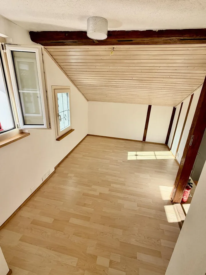 3.5 Zimmer Einfamilienhaus in Stadel bei Niederglatt zu vermieten