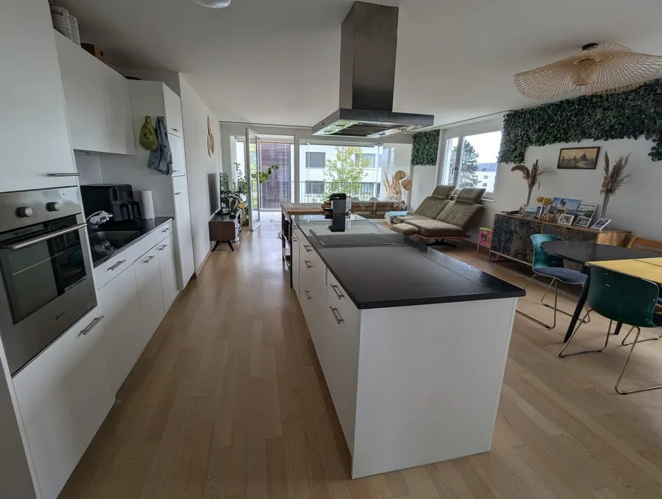 Spacious, modern & well-connected furnished flat in Rheinfelden – 2BR/2BA with winter garden balcony - Sep to Dec