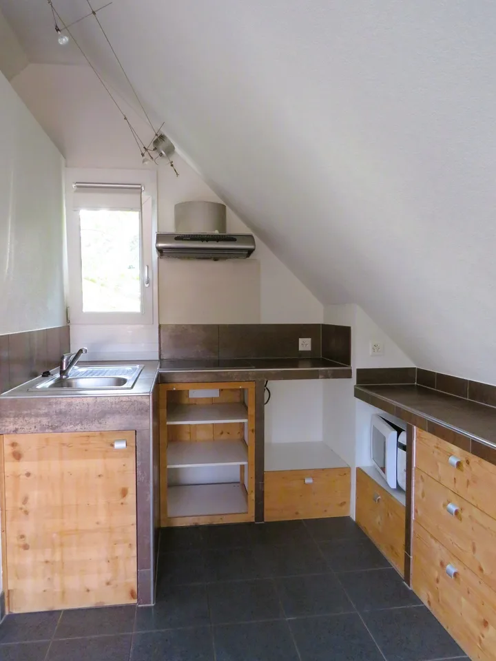 Gemütliche 1-Zimmer-Dachwohnung mit separatem Eingang