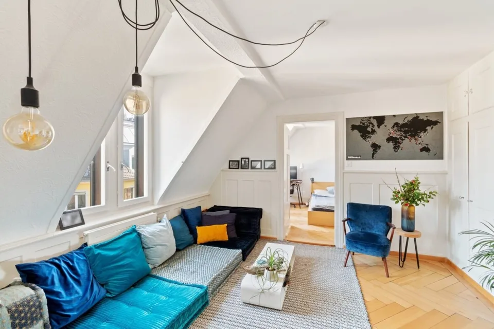 Wohnung mit Dachterrasse in stilvoll renoviertem Altbau – foto 5 di 9