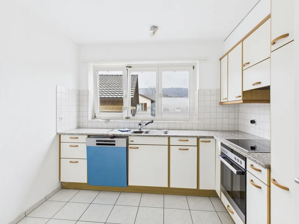 Attraktive 3.5-Zimmer-Wohnung mit 79.3 m2 in Full-Reuenthal