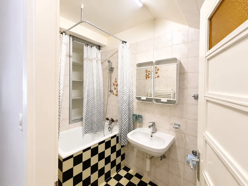 Appartamento duplex di quattro locali nel centro di Friburgo