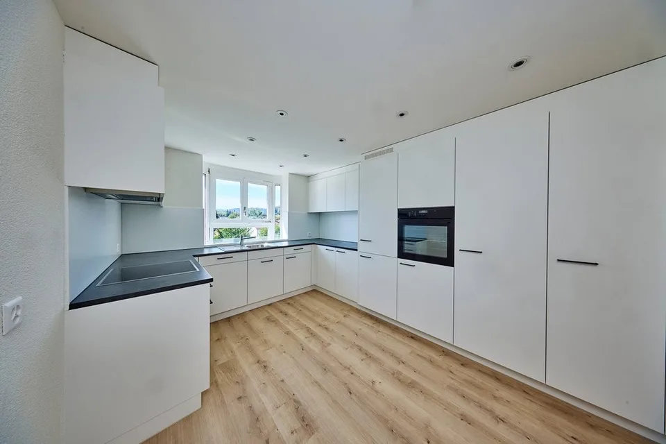 Schöne 5-Zimmer-Wohnung in Gümligen! – Foto 3 von 12