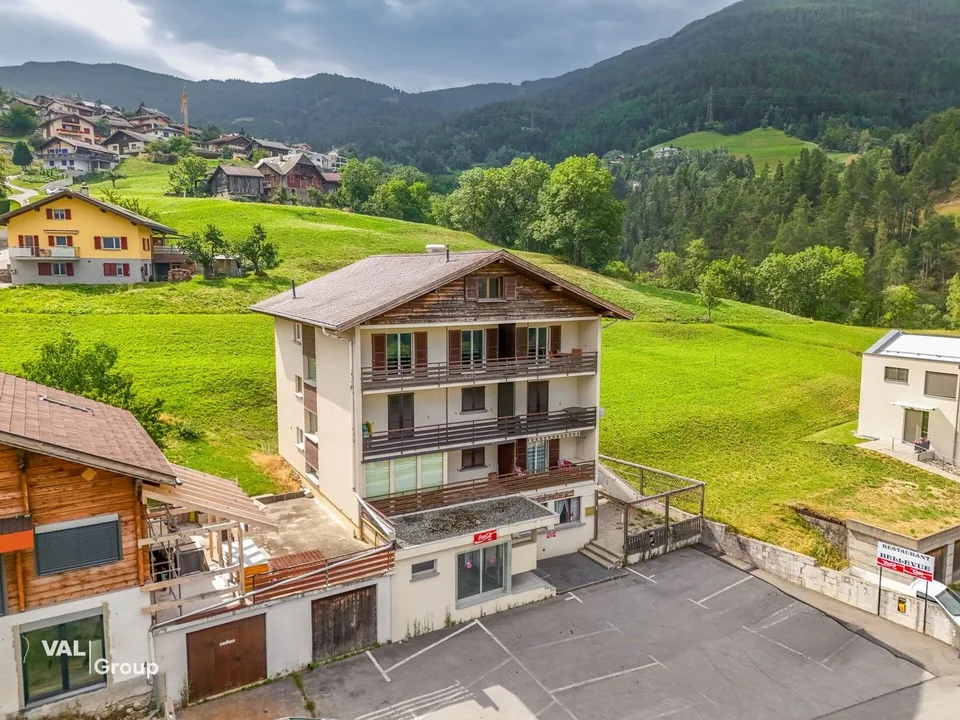 Uno studio con vista su più