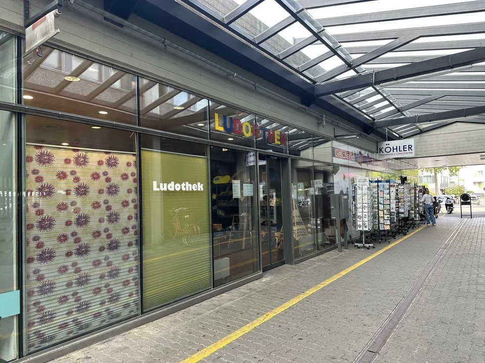 Attraktive Gewerbefläche an zentraler Lage in Jona – vielseitig nutzbar & bestens erschlossen – foto 2 di 8