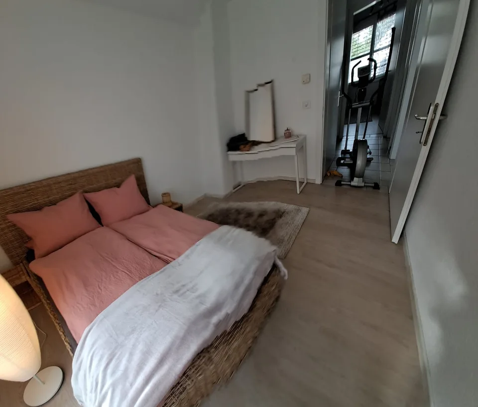 1 MitbewohnerIn gesucht für 2 unbewohnte Zimmer