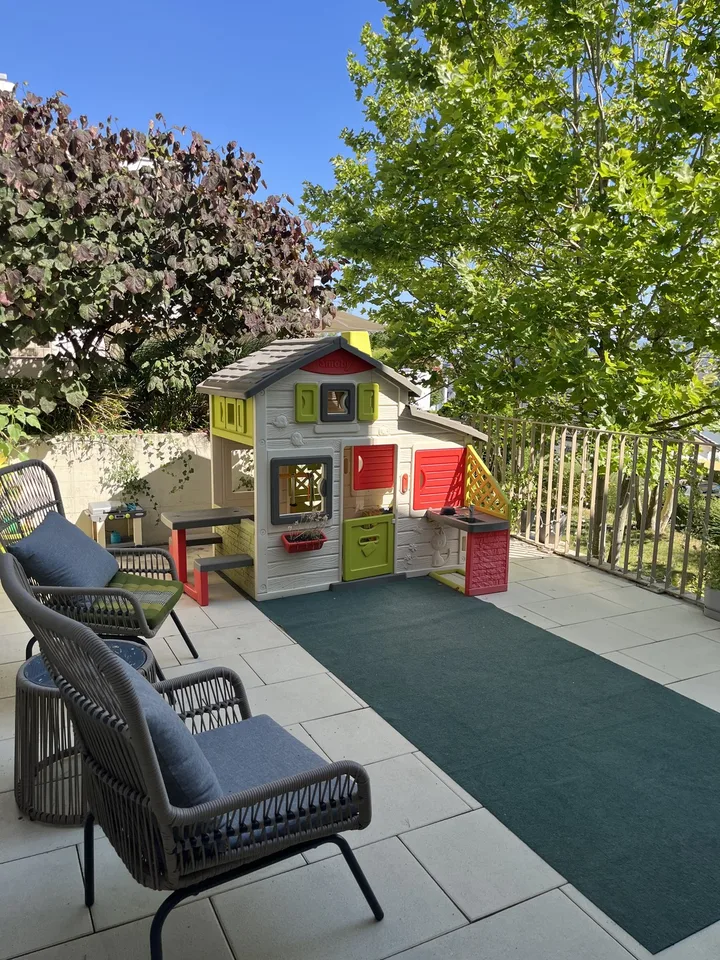 Terrassenwohnung 4,5 mit Ausblick neben Frankenthal Zürich mit 2 Terrassen von 50 und 24 Metern!