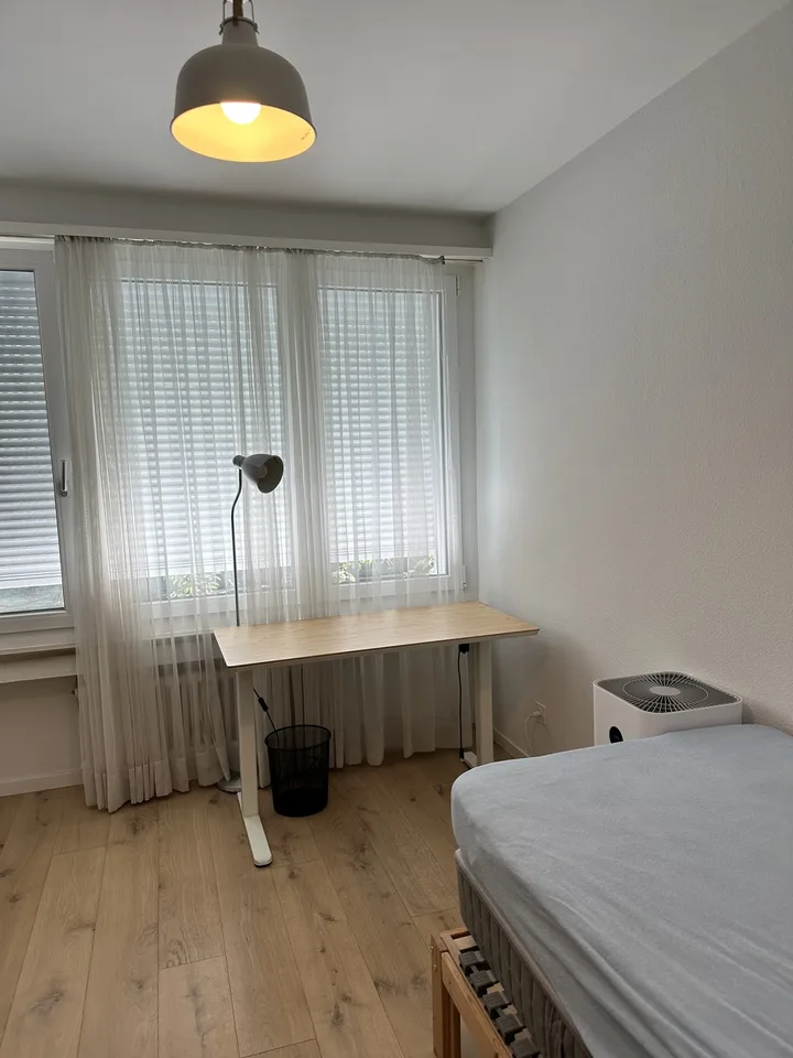 Zimmer in einer Wohngemeinschaft in Zürich