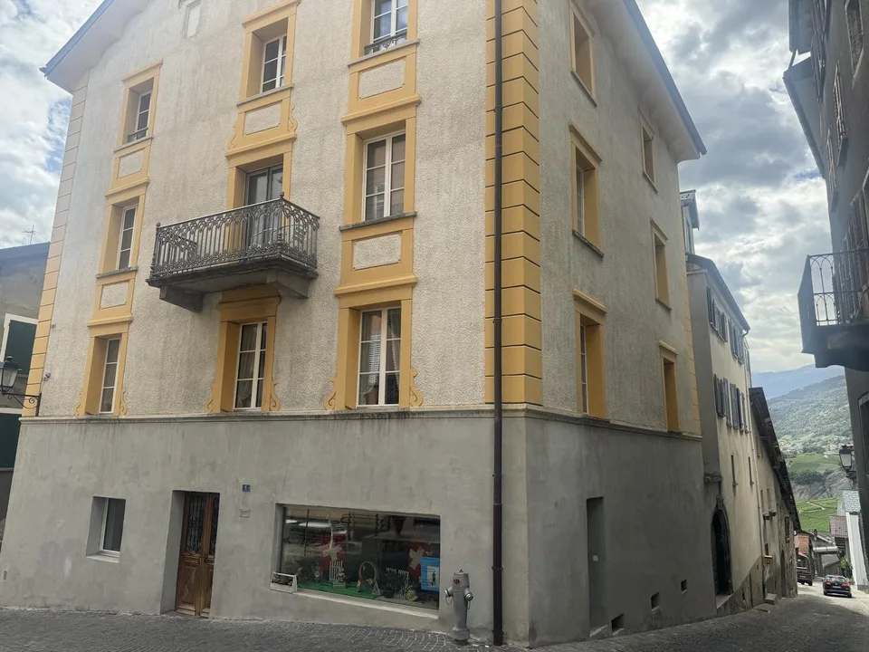 Hauptplatz 5, 3953 Leuk-Stadt - CHF 1’800 exkl. NK pro Monat