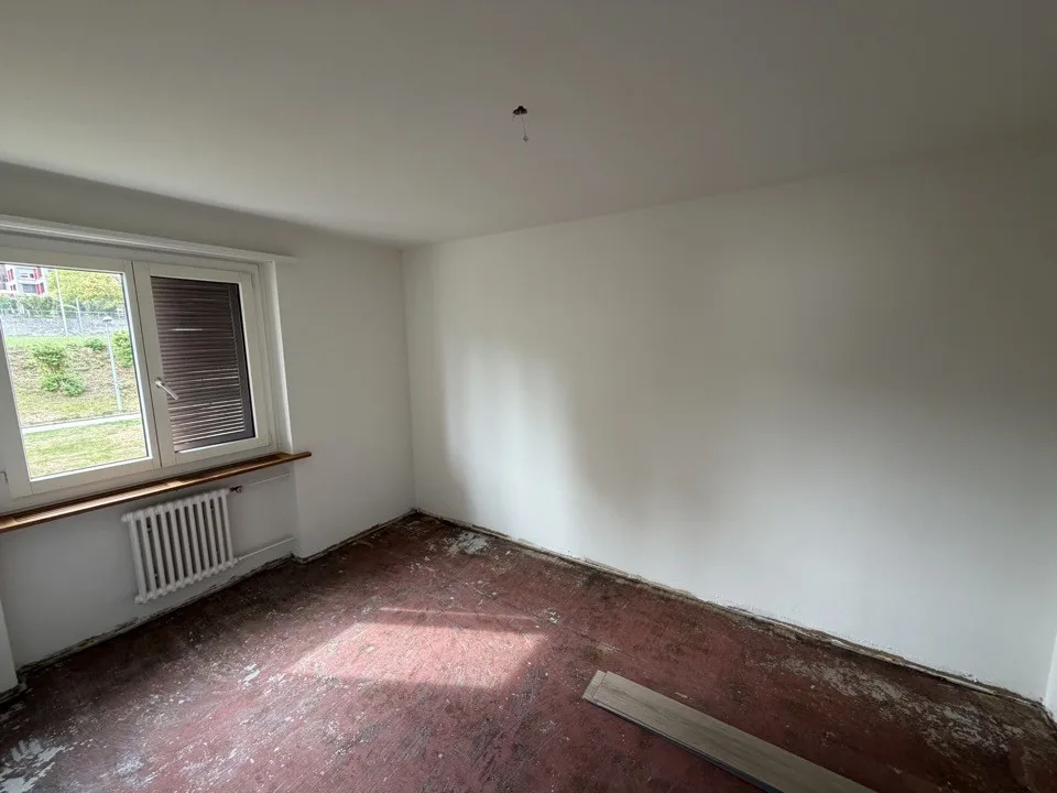 Freshly renovated, quiet and sunny location with balcony