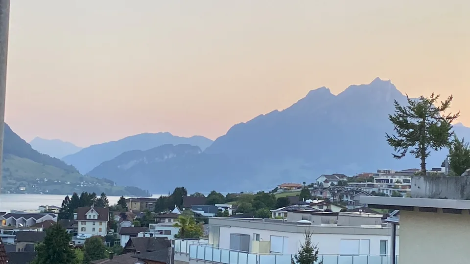 Traumhafte 5.5 zimmer wohnung mit pilatusblick in weggis