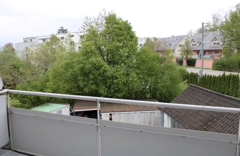 Schöne renovierte 2.5-Zimmerwohnung in Egg – Nachmieter per 1. November 2026 gesucht
