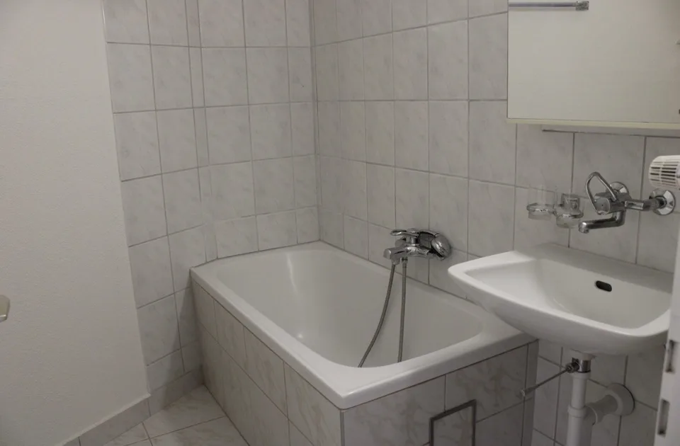 Schöne renovierte 2.5-Zimmerwohnung in Egg – Nachmieter per 1. November 2026 gesucht