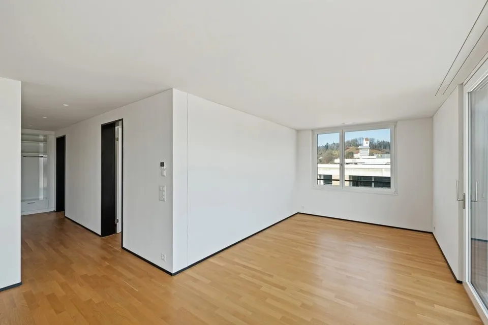 Herzlich Willkommen - Ihre neue 3.5 Zi-Attika Wohnung zentral in Suhr
