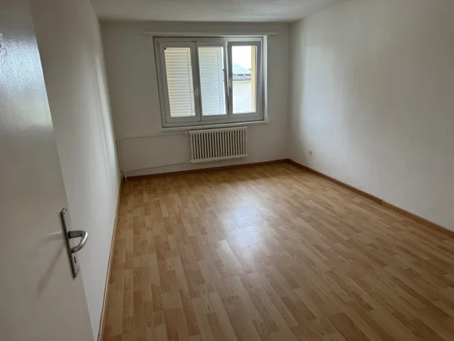 Appartement lumineux 3 pièces avec balcon à Menziken – disponible à partir de septembre 2026