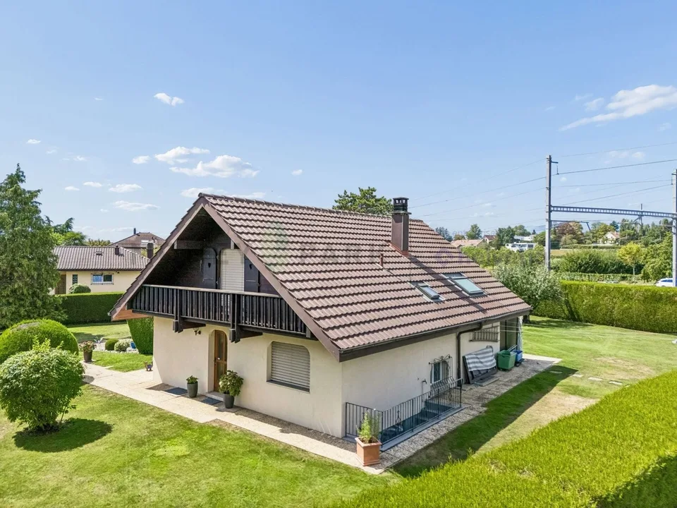 En exclusivité : Charmante maison individuelle à Founex avec grand terrain et beau potentiel – photo 7 of 13