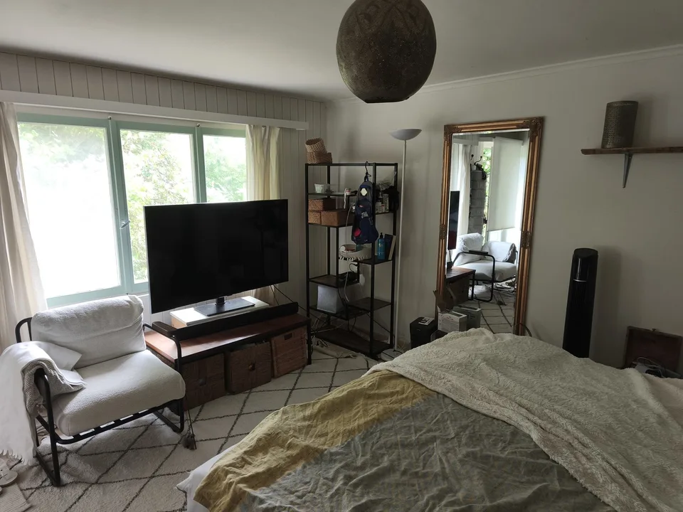 Geräumiges Zimmer in 3er WG zu vermieten