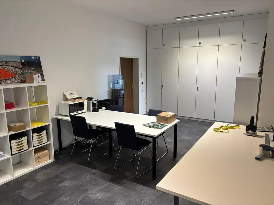 Spazio ufficio luminoso in posizione centrale a Dietikon - con parcheggio – foto 4 di 12