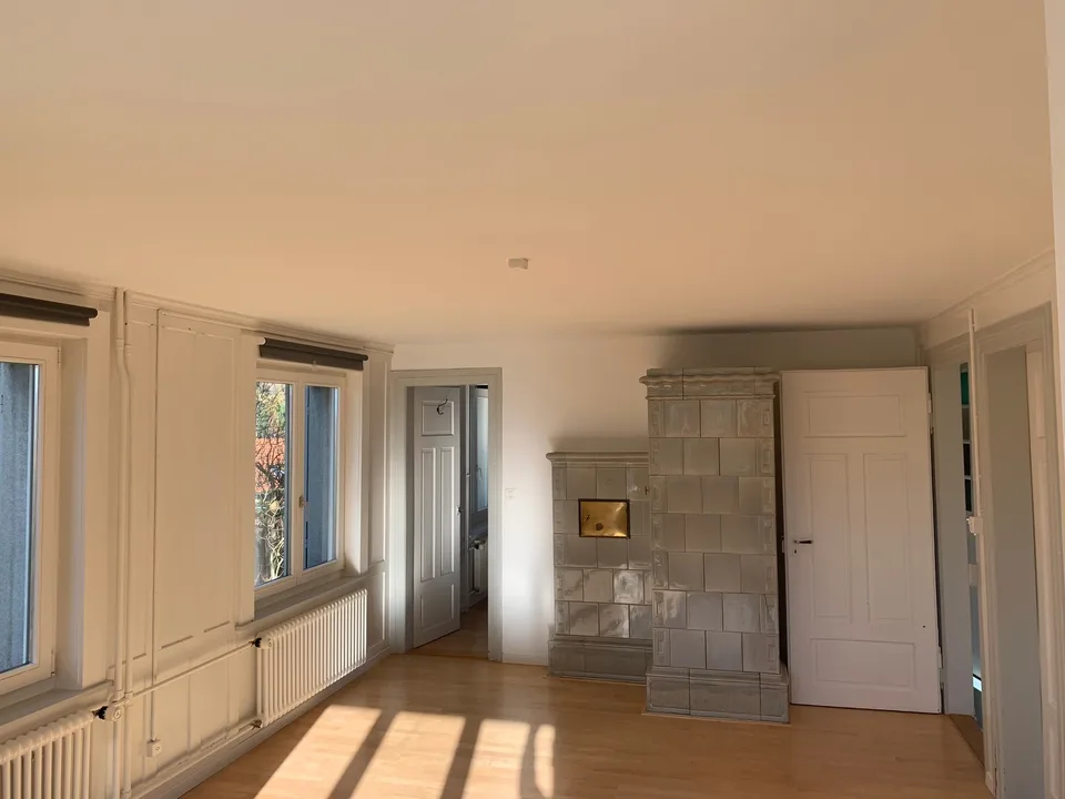 3.5 Zimmer Altbauwohnung mit Kachelofen