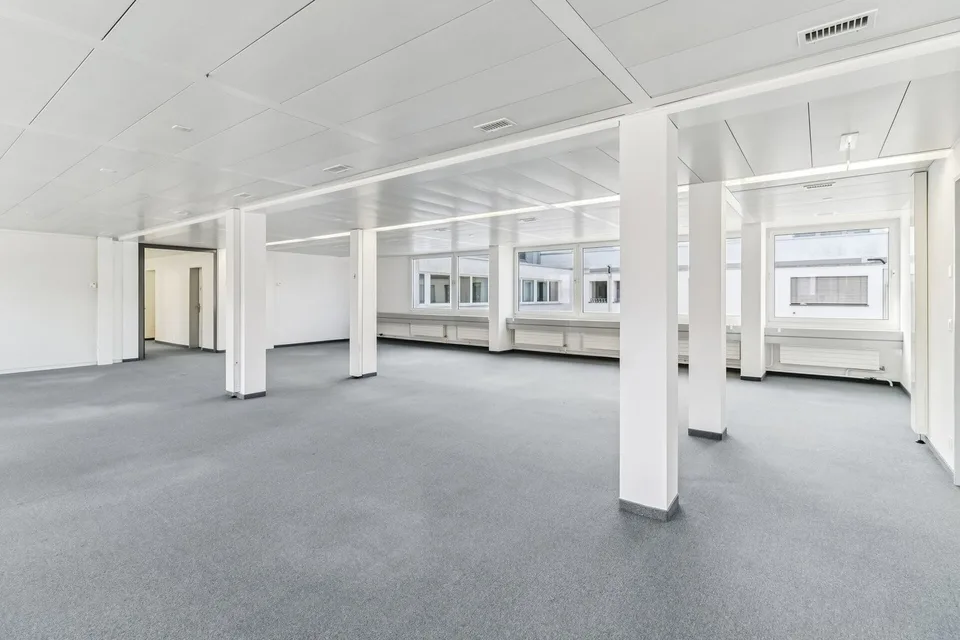 Repräsentative Bürofläche im 4. Obergeschoss in Zürich-Altstetten – Foto 10 von 10