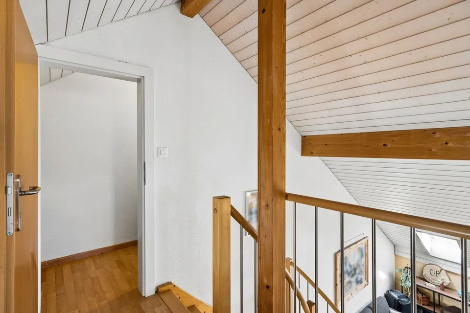 Charmante Duplex-Wohnung an zentraler Lage in Othmarsingen – Foto 8 von 11