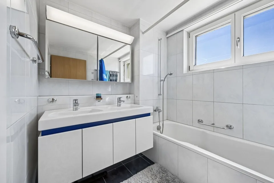 Charmante Duplex-Wohnung an zentraler Lage in Othmarsingen – Foto 6 von 11