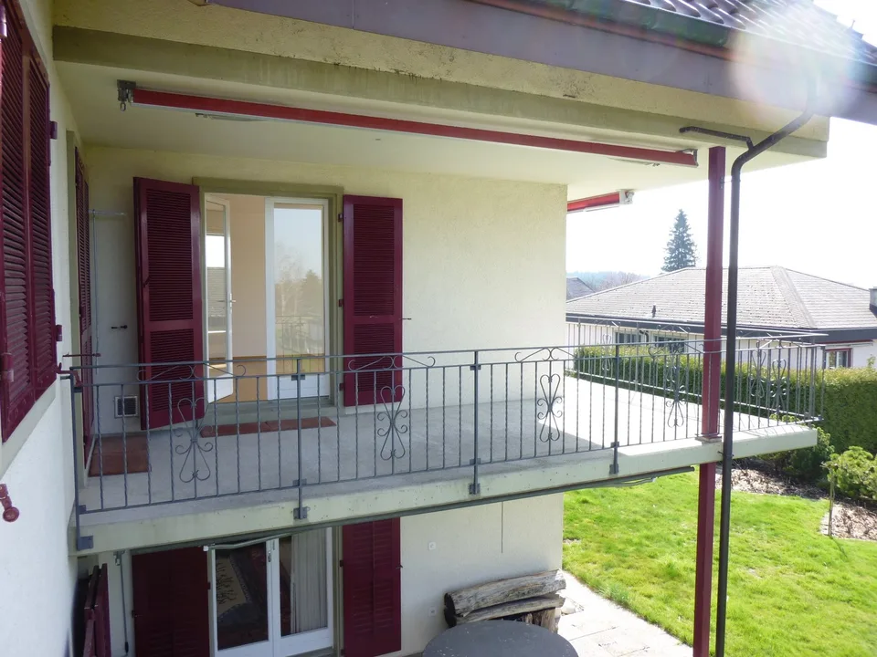 sonnige, ruhige Wohnung mit Alpenblick