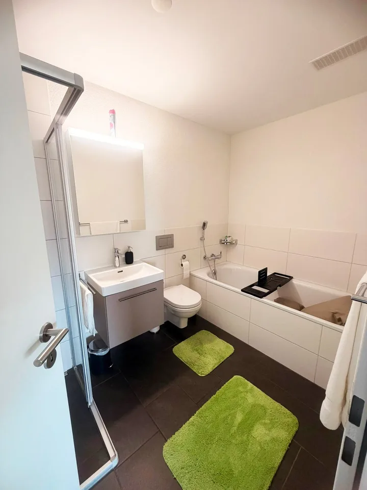 AUSSERGEWÖHNLICHE MAISONETTEWOHNUNG MIT AUSSICHT IM DORFHERZEN