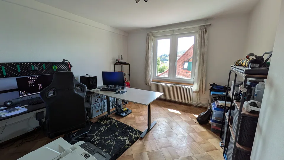 3 Zimmer Altbau Wohnung mit schöner Aussicht