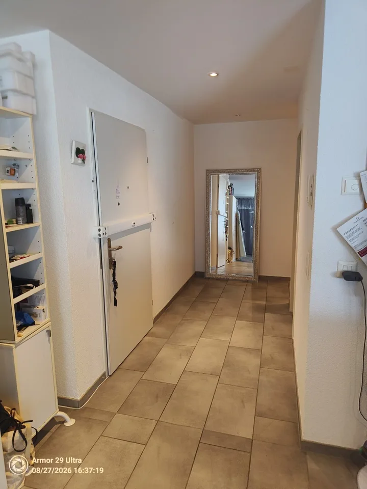 WG-Zimmer innerhalb einer grosszügigen 4½-Zimmer-Wohnung mit 175 m² Gesamtfläche