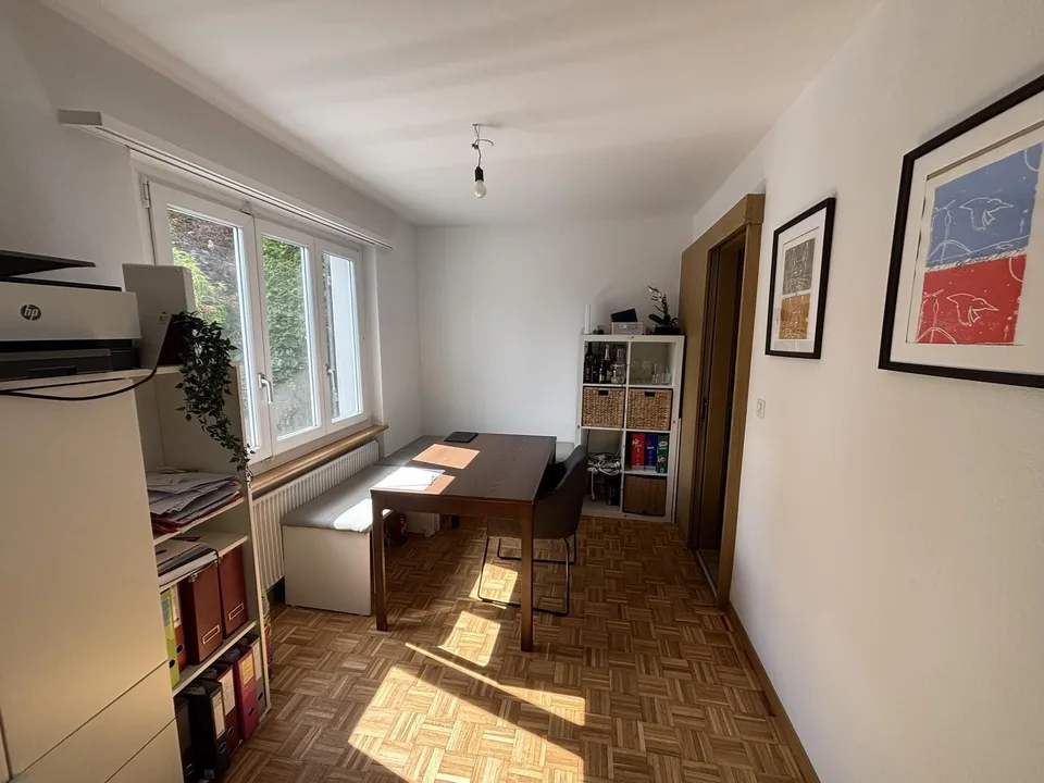Etage zur Untermiete in malerischem Haus mit Garten und Blick auf den See