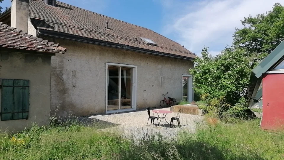 Chambre privative de 40 m² dans une colocation d'exception de deux maisons à Chigny sur Morges