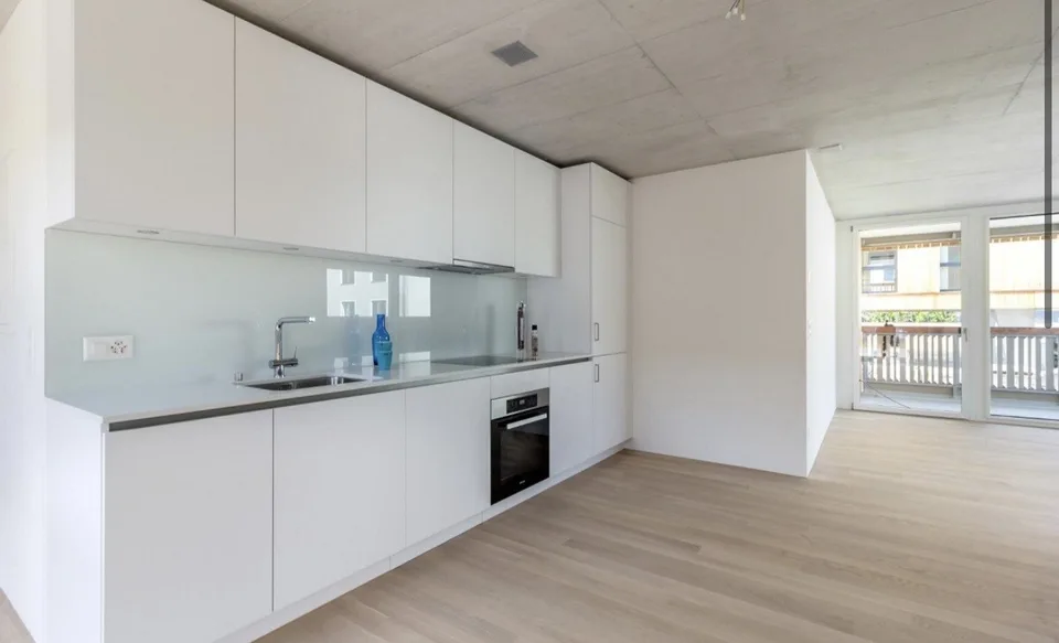 Helle 2.5-Zimmer-Wohnung mit Balkon und schöner Aussicht in Fruthwilen
