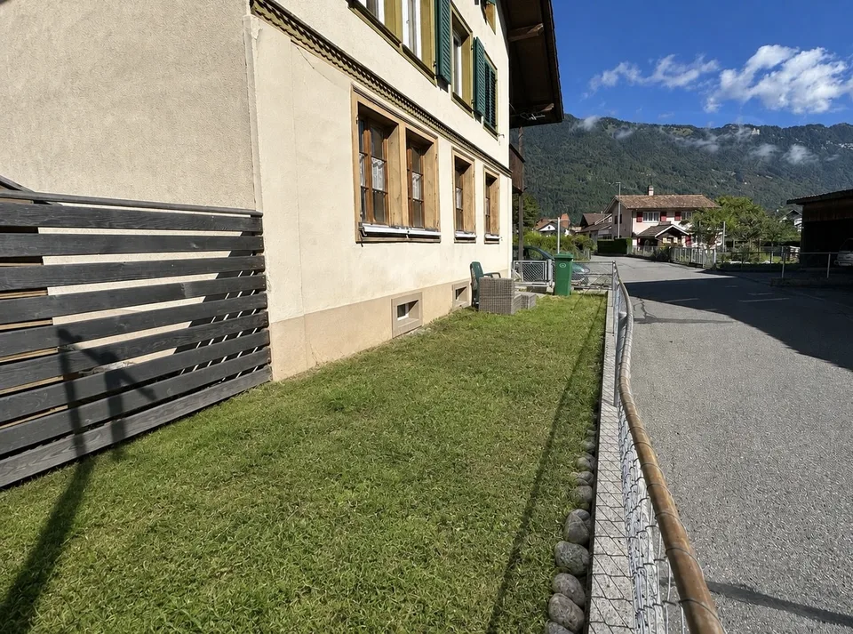 Affascinante appartamento mansardato 3 locali a Matten vicino a Interlaken