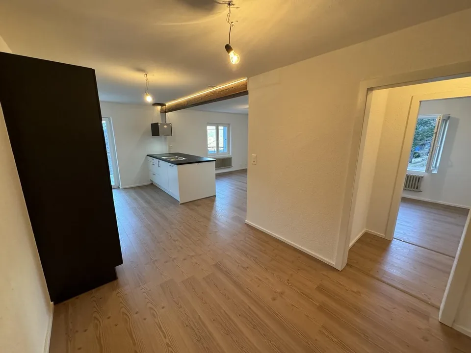 Sehr schöne 3.5 Zimmer Wohnung an Top Lage