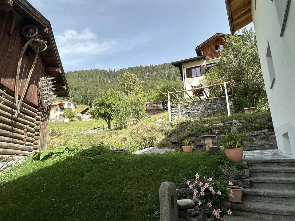2-Zimmer-Wohnung mit Balkon – möbliert oder unmöbliert, neu saniert