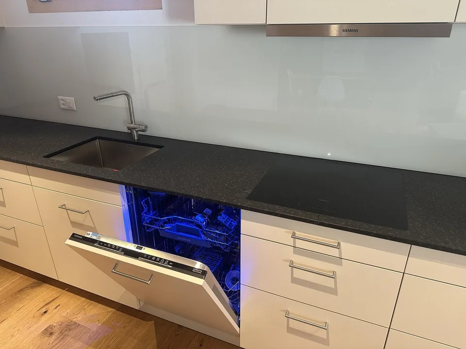 2-Zimmer-Wohnung mit Balkon – möbliert oder unmöbliert, neu saniert