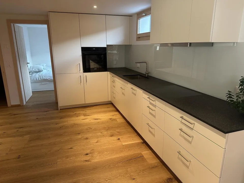 2-Zimmer-Wohnung mit Balkon – möbliert oder unmöbliert, neu saniert