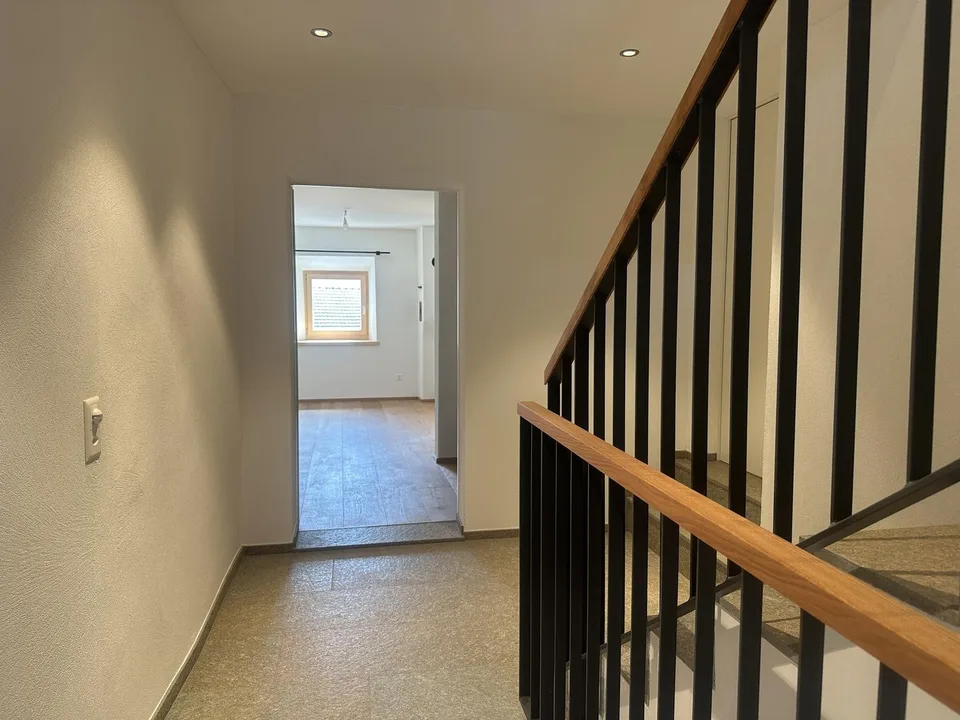 Erstbezug nach Sanierung– 4-Zimmer-Wohnung mit Wintergarten