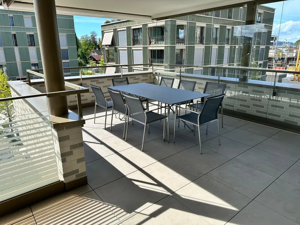 grosszügige 4.5-Zimmer Wohnung an perfekter Lage
