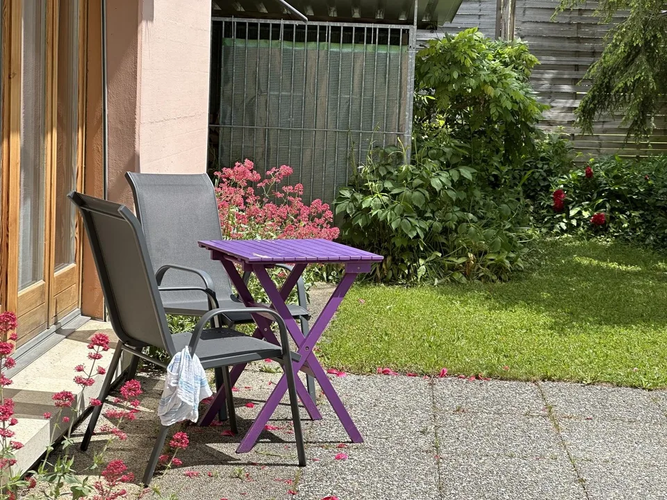 Sonnige 2-Zimmer-Wohnung mit Gartensitzplatz! In Bellach