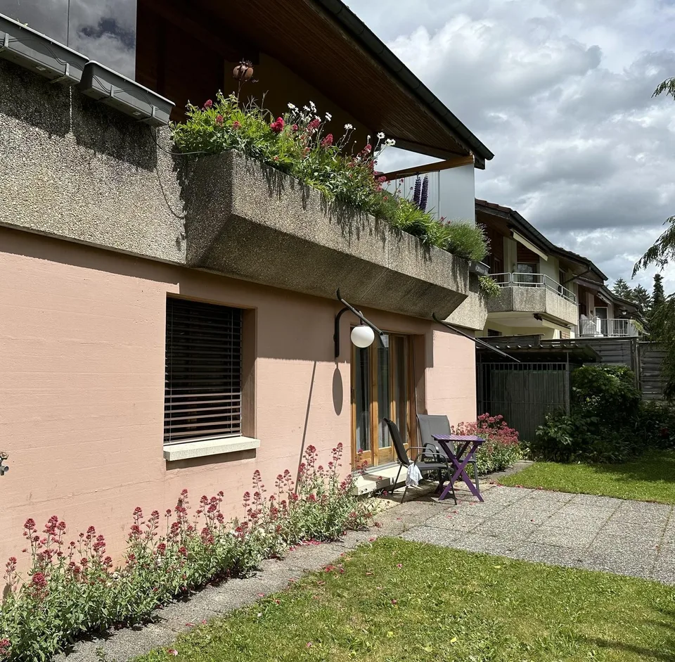 Sonnige 2-Zimmer-Wohnung mit Gartensitzplatz! In Bellach