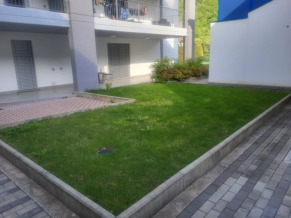 Spazio, Eleganza e Molto Verde: Grande 5.5 Locali a Leggia