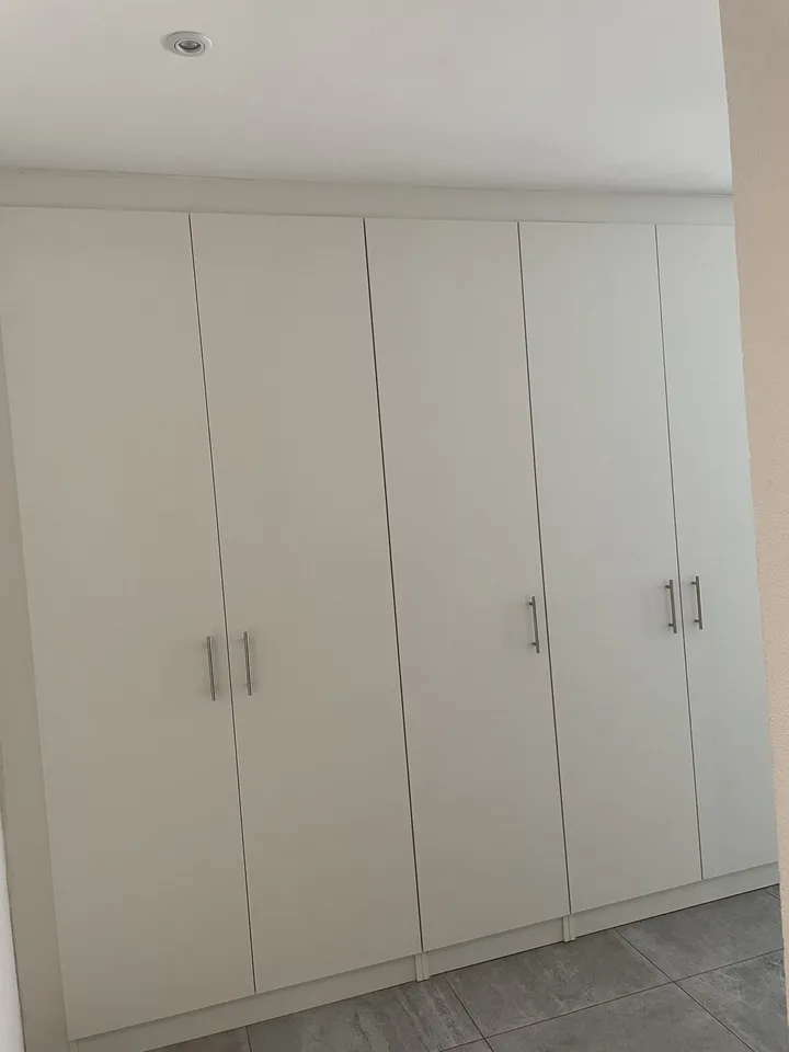 Spazio, Eleganza e Molto Verde: Grande 5.5 Locali a Leggia