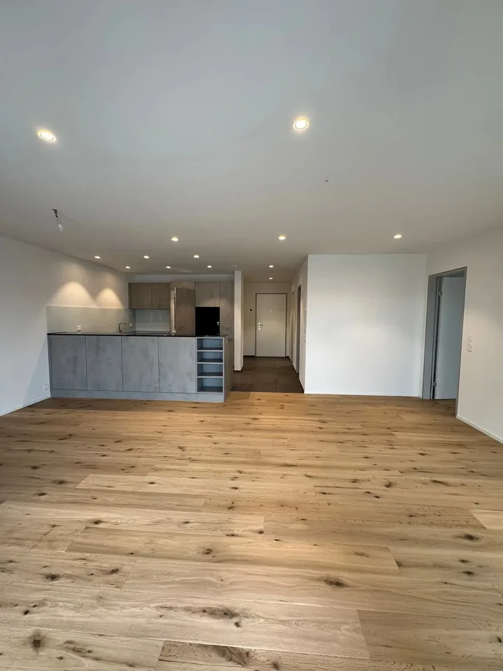 2 1/2 Zimmerwohnung im Eigentumsstandard